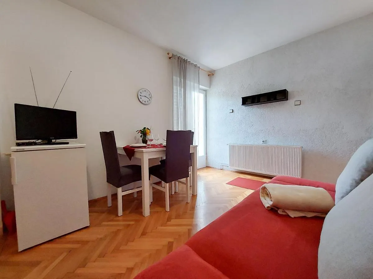 Apartments Daniela Crikvenica 0*,